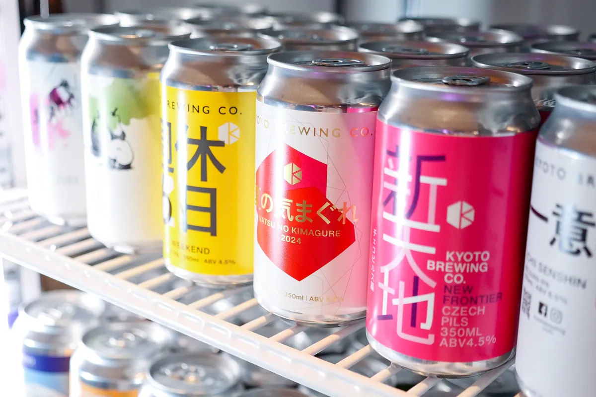 クラフトビールの缶